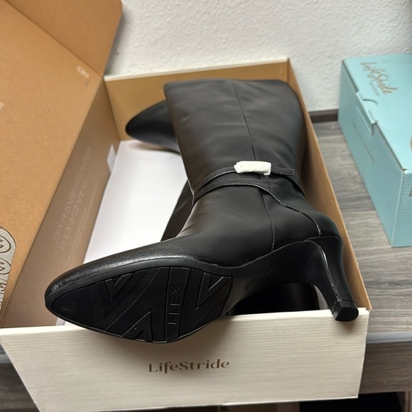 LifeStride Guild Tall Knee High Boot (WIDE) - Picture 3 of 8